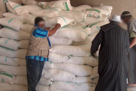 فضيحة الدقيق المدعم.. عائلة أوبركا تستحوذ على 20 طنًا شهريًا بطانطان وتحرم المستحقين