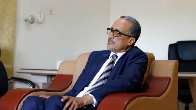 طلق ذاتي على كل قدم…