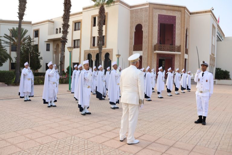 عامل عمالة إنزكان أيت ملول يترأس مراسم تحية العلم الوطني احتفاءً بالذكرى السابعة والعشرين لعيد العرش المجيد