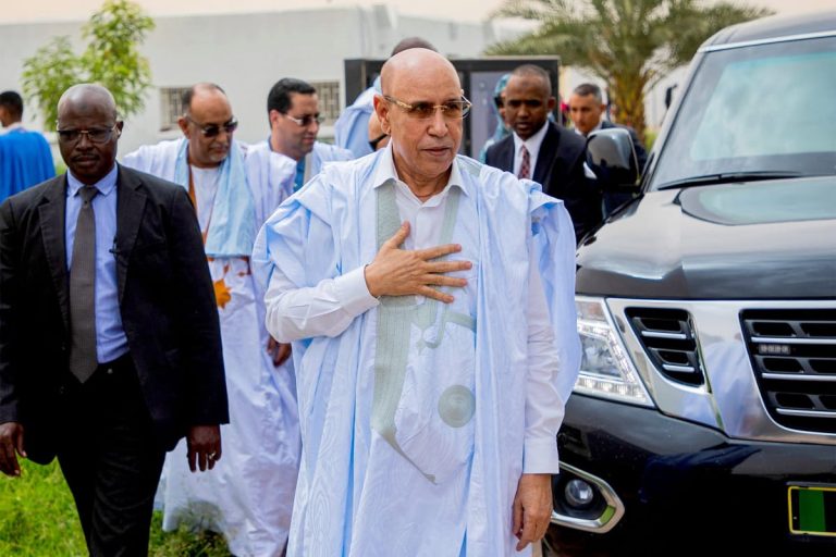 “جون أفريك”: التعديل الحكومي يعيد ملف خلافة غزواني إلى الواجهة